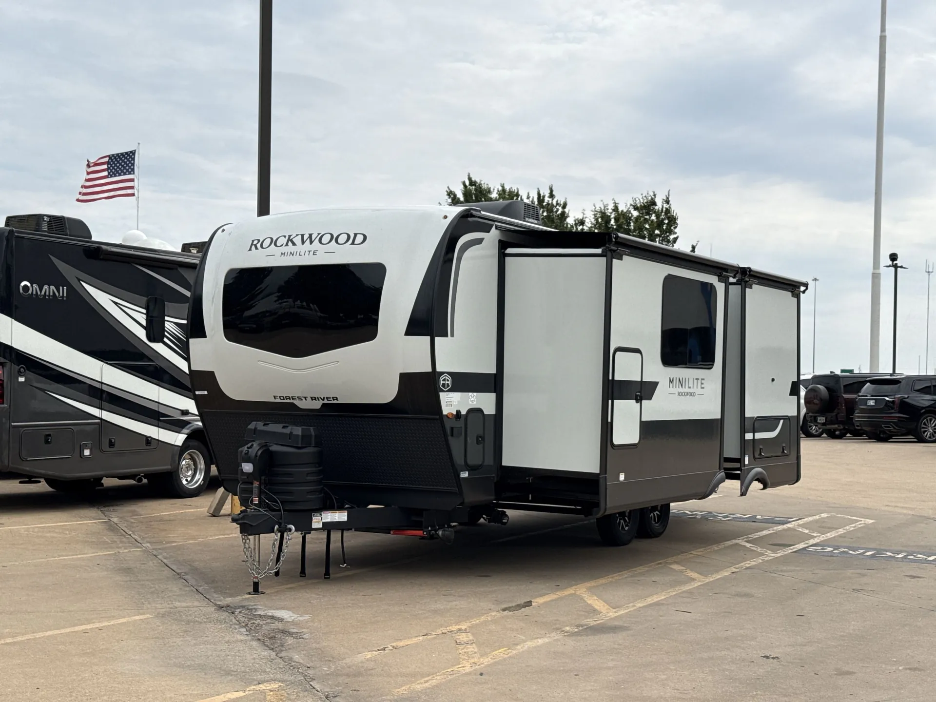 2027 Forest River Rockwood Mini Lite 2523MBR — campside