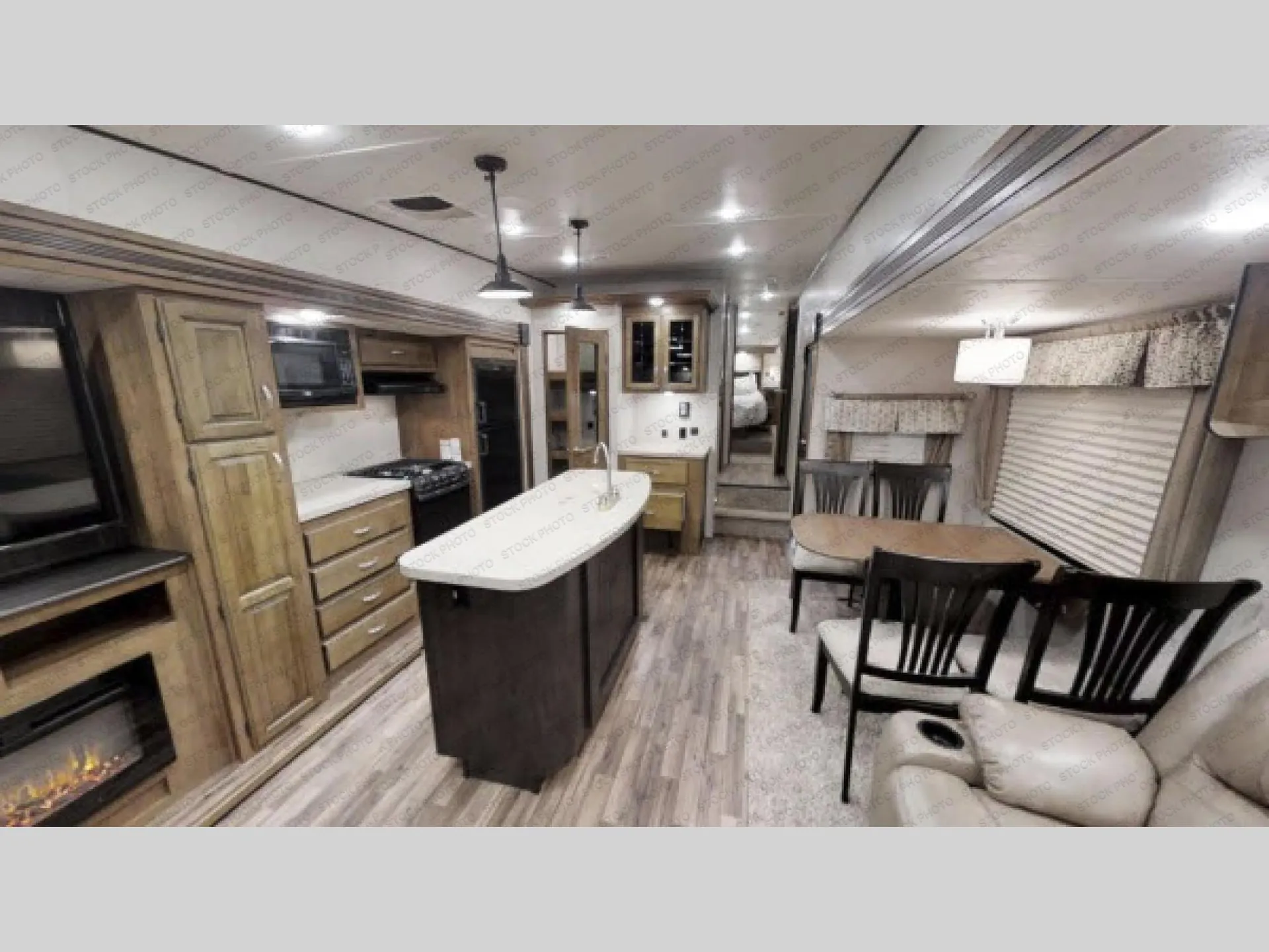 2019 Coachmen Chaparral Lite 30RLS - Main photo