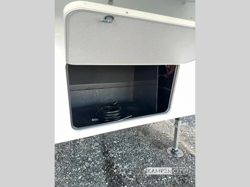 2026 Forest River Cardinal 37GALLEY - Photo 4