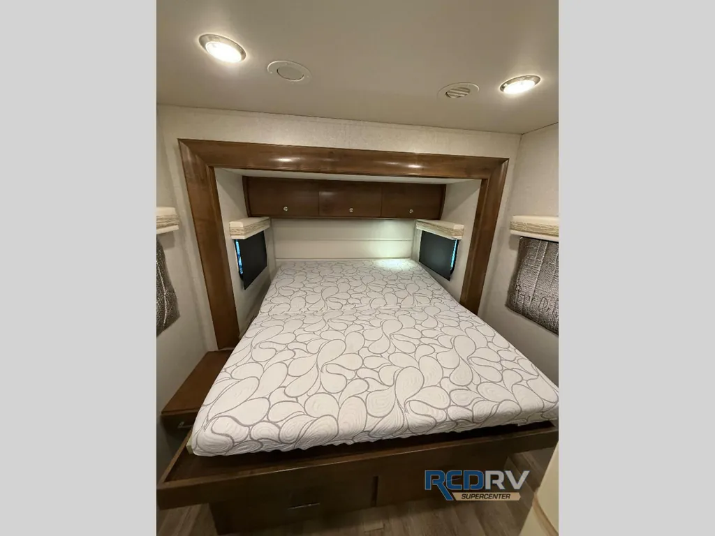 2019 Tiffin Wayfarer 25 QW, Photos photo 16