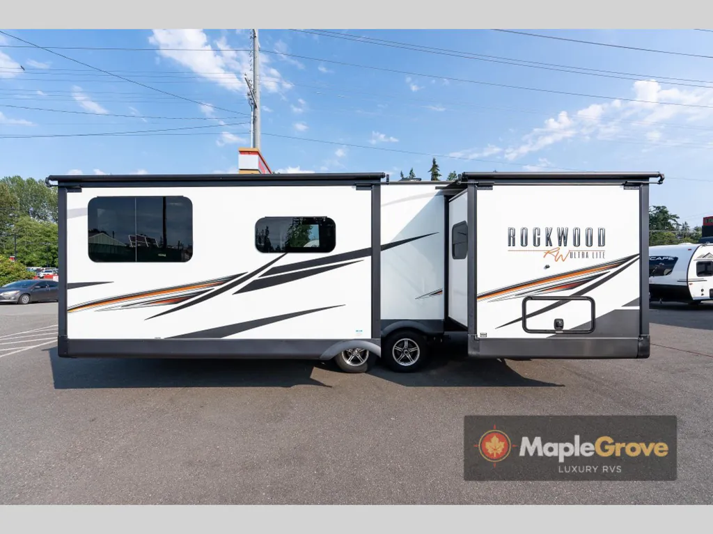 2021 Forest River Rockwood Ultra Lite 2608BS, Photos photo 14