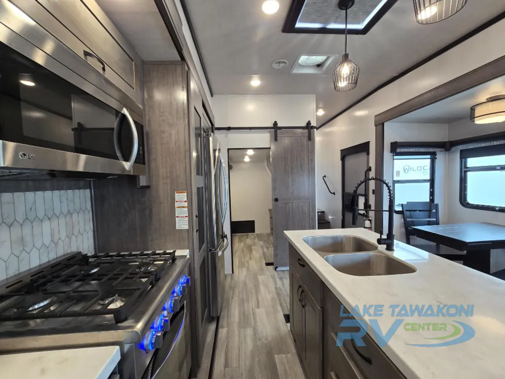 2022 Forest River Cedar Creek 377BH, Photos photo 22