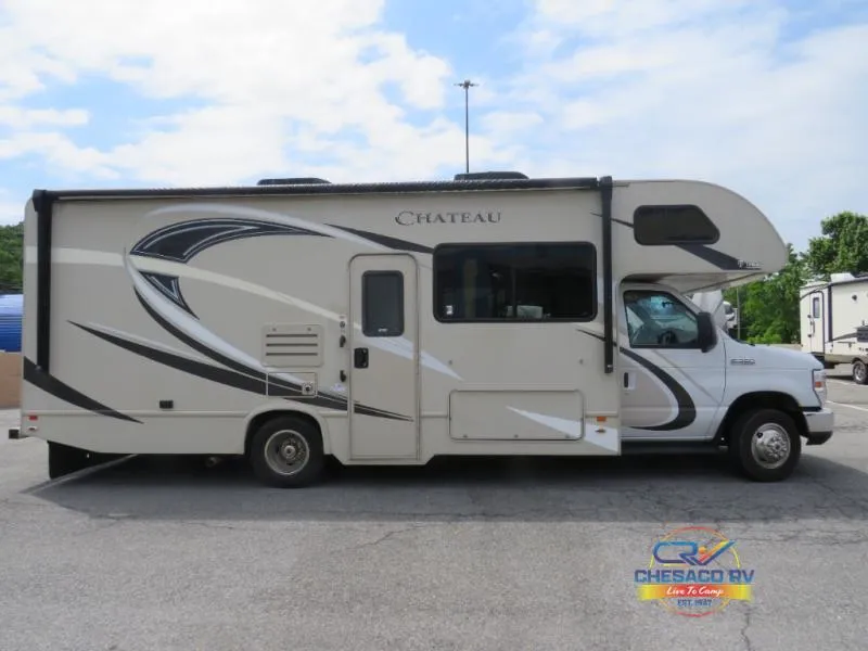 2018 Thor Motor Coach Chateau Used    Chateau - Photo 4