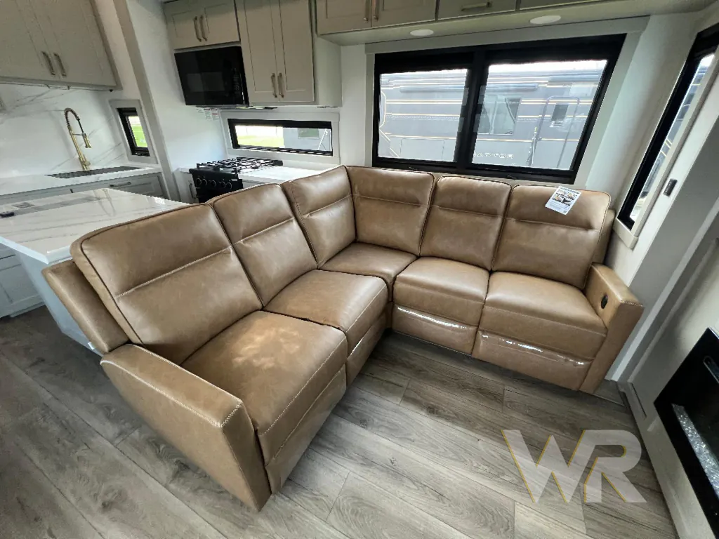 2026 Brinkley Model G 3950, Photos photo 34