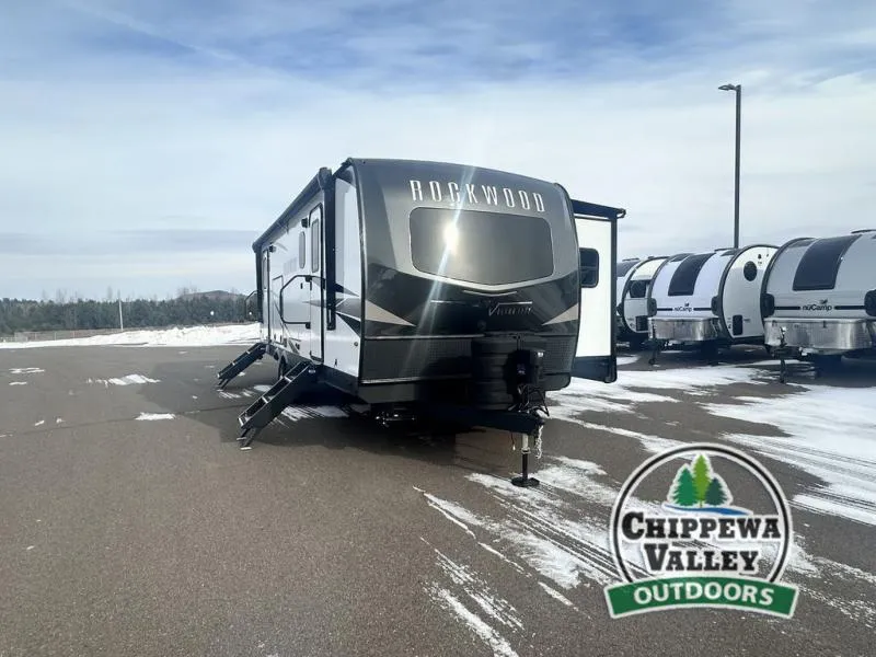 2025 Forest River Rockwood Ultra Lite 2614BS - Photo 2