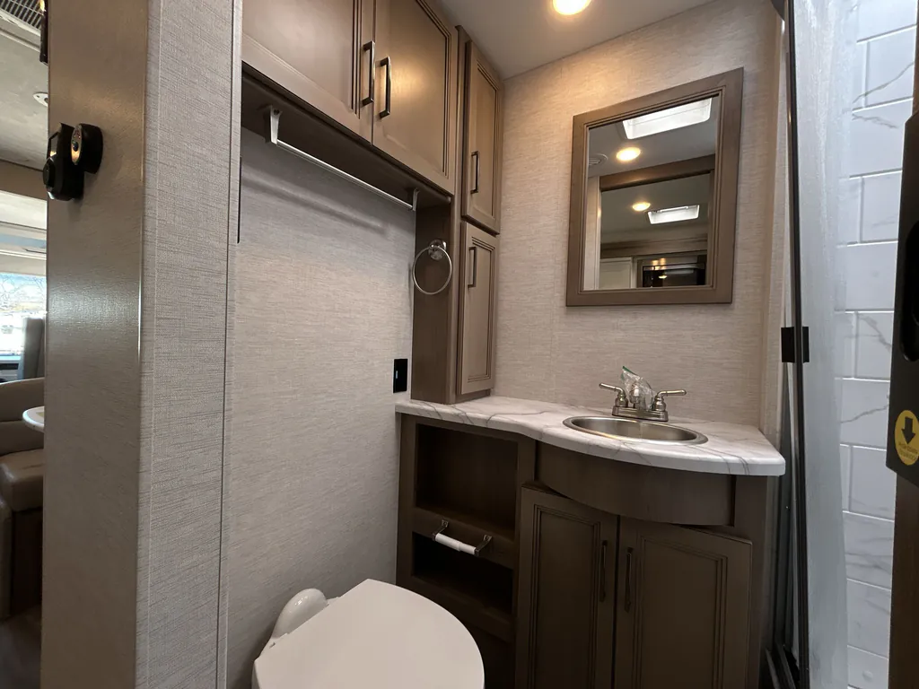 2026 Thor Motor Coach Freedom Traveler A29, Photos photo 17