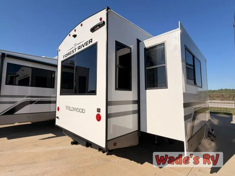2026 Forest River Wildwood Heritage Glen 286RL - Photo 3