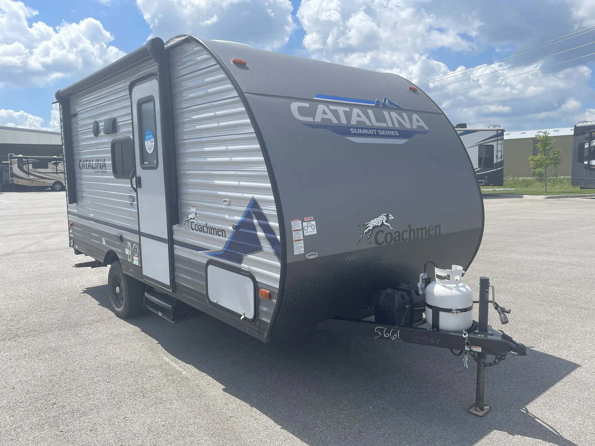 2023 Coachmen Catalina Summit Series 7 164BH - Photo 2