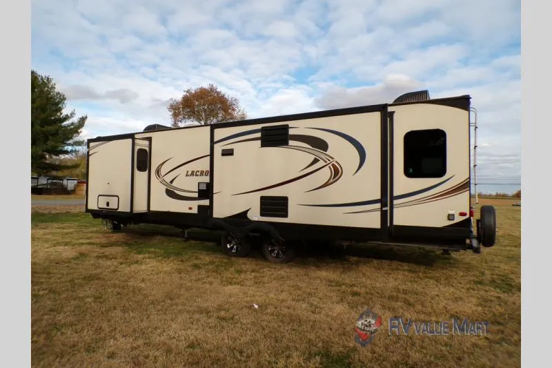 2016 Prime Time LaCrosse 330RST - Photo 3