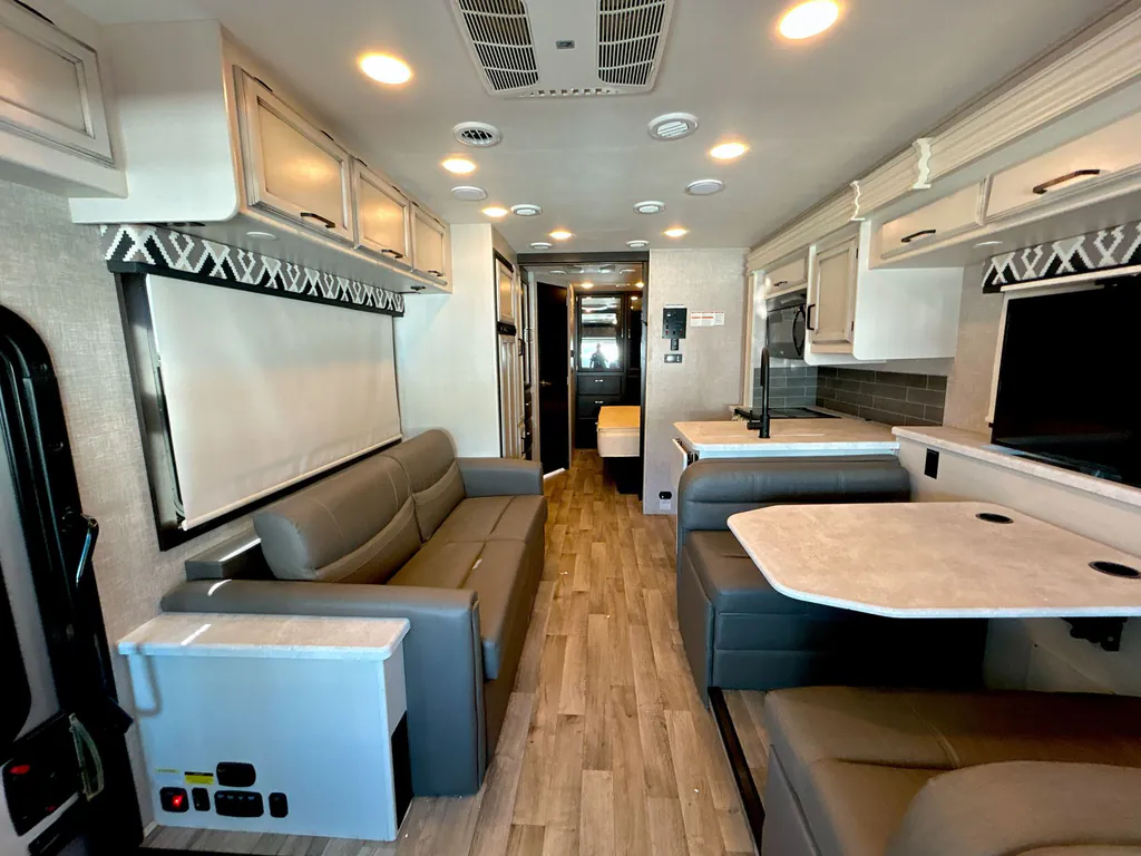 2022 Entegra Coach Vision 27A, Photos photo 17