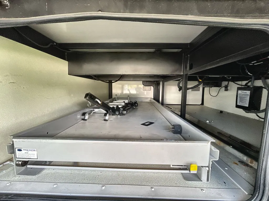 2019 Fleetwood Pace Arrow 38N, Photos photo 16