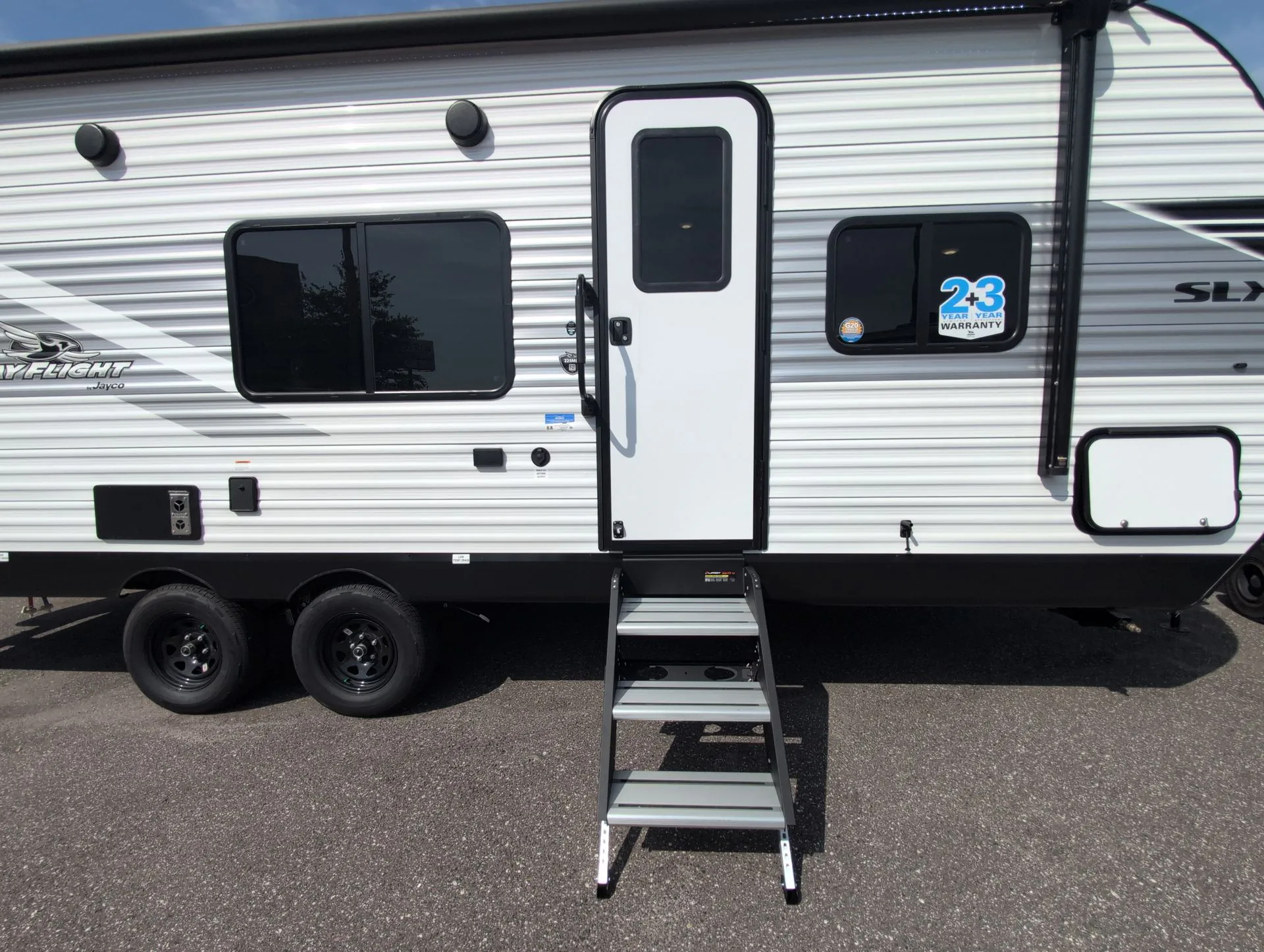 2026 Jayco Jay Flight SLX 225MLSW - Photo 3