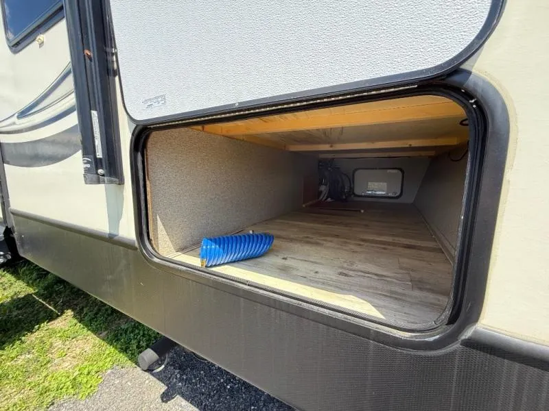 2019 Keystone RV Sprinter Campfire Edition 26RB - Photo 2