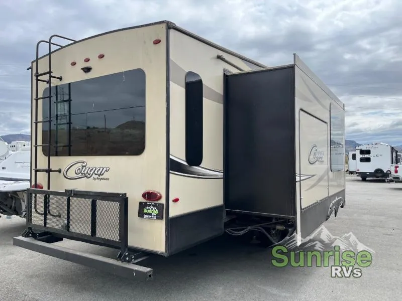 2018 Keystone RV Cougar 327RLKWE - Photo 2