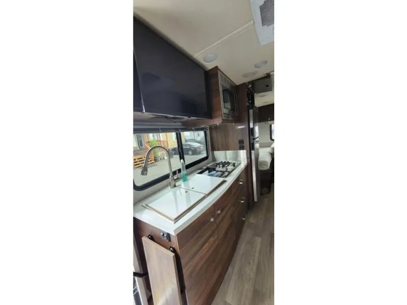 2020 Winnebago View 24V - Photo 3