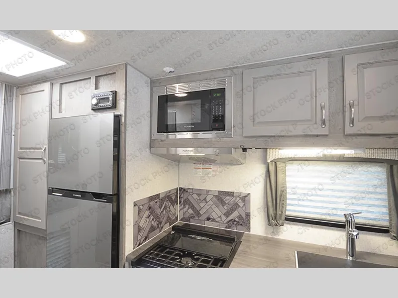 2027 Northwood Arctic Fox Camper 865 - Photo 3