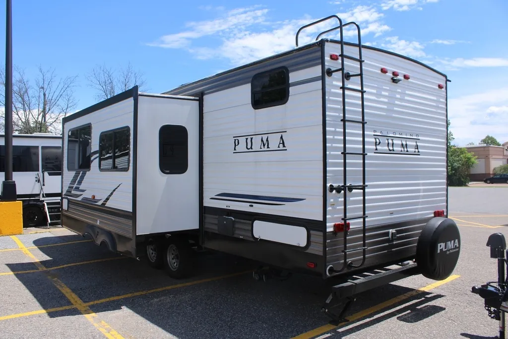 2022 Palomino Puma 28DBFQ - Photo 4