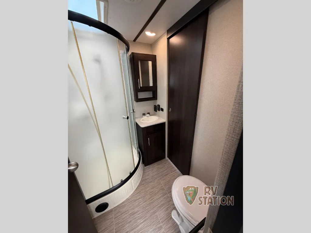 2020 Prime Time LaCrosse 3380IB, Photos photo 27