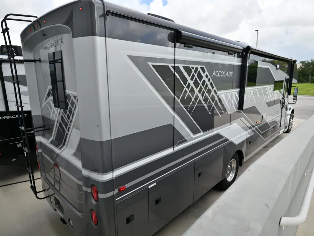 2027 Entegra Coach Accolade 37K, Photos photo 53