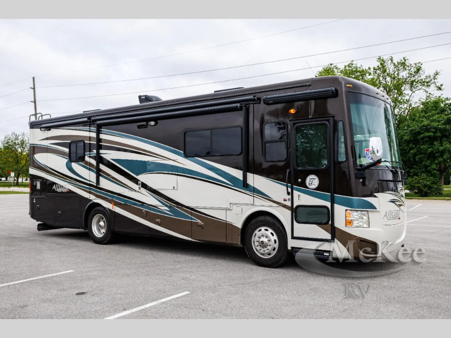 2014 Tiffin Allegro Red 33 AA - Photo 2