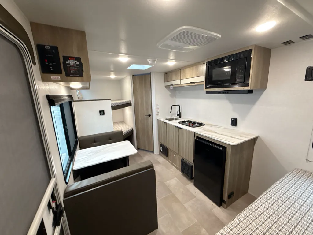 2027 Forest River Airelume 160, Photos photo 12