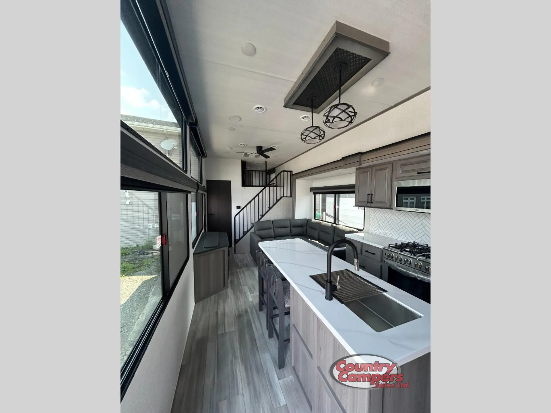 2025 Keystone Residence 401CLDL - Photo 4