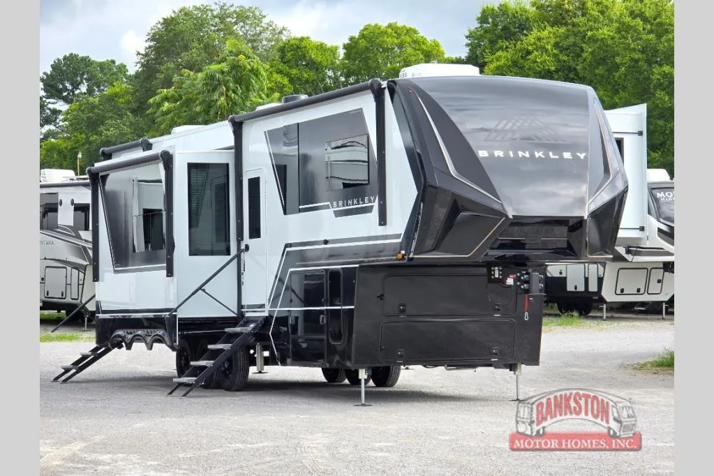 2026 Brinkley Model G 3250 - Photo 2