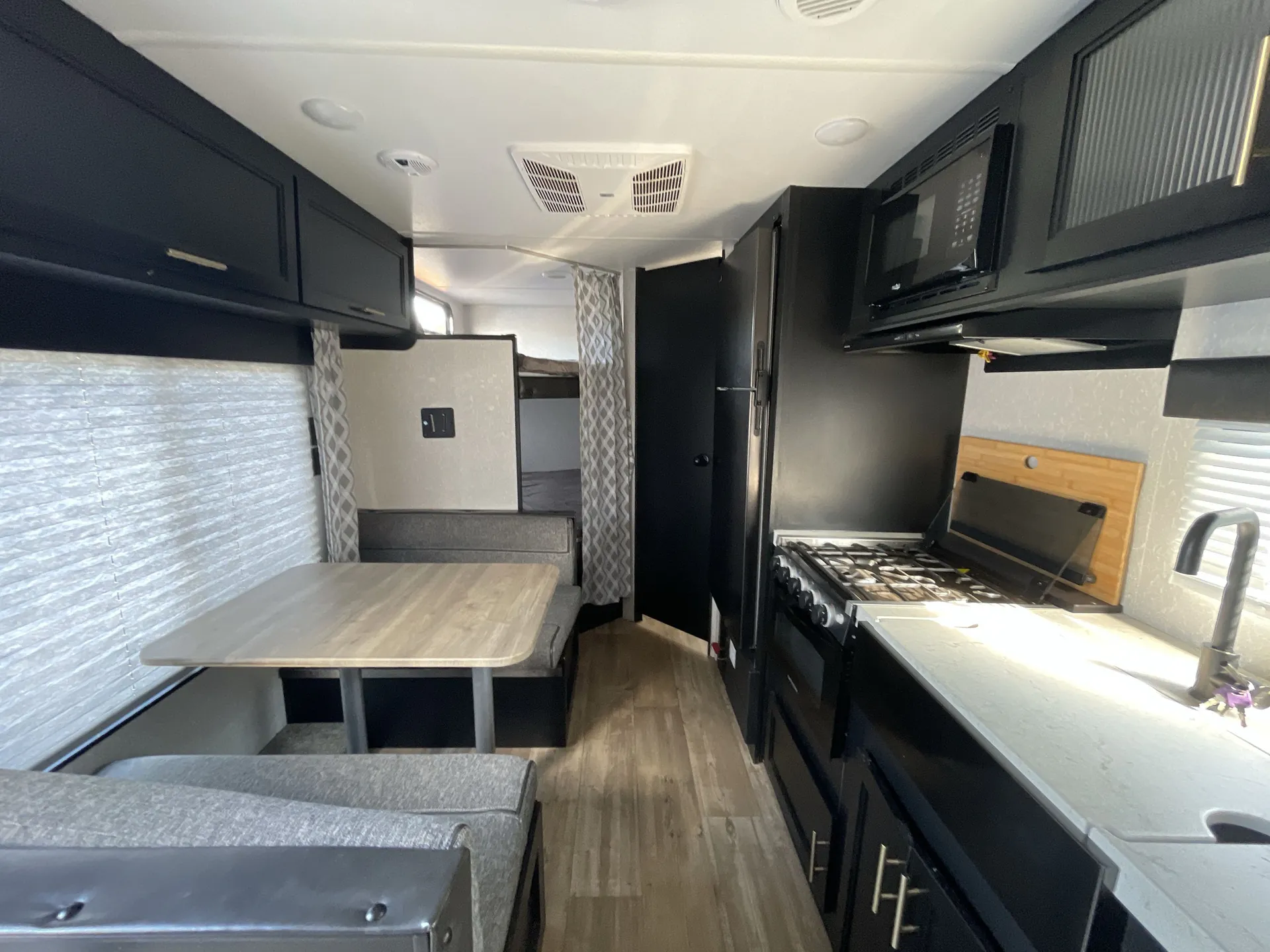 2022 Forest River Cherokee Grey Wolf 26DJSE — campside