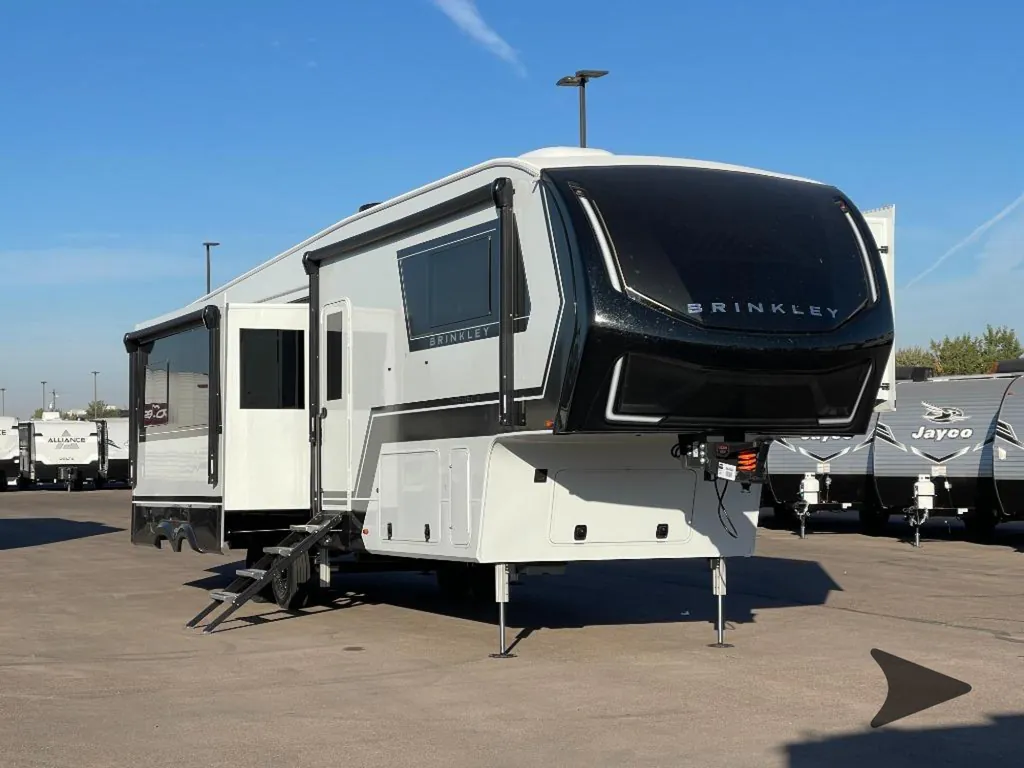 2026 Brinkley Model Z 3515, Photos photo 3