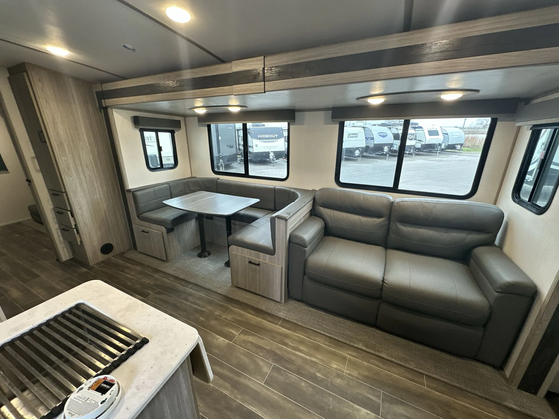 2023 Keystone Passport 3352BH — living area main