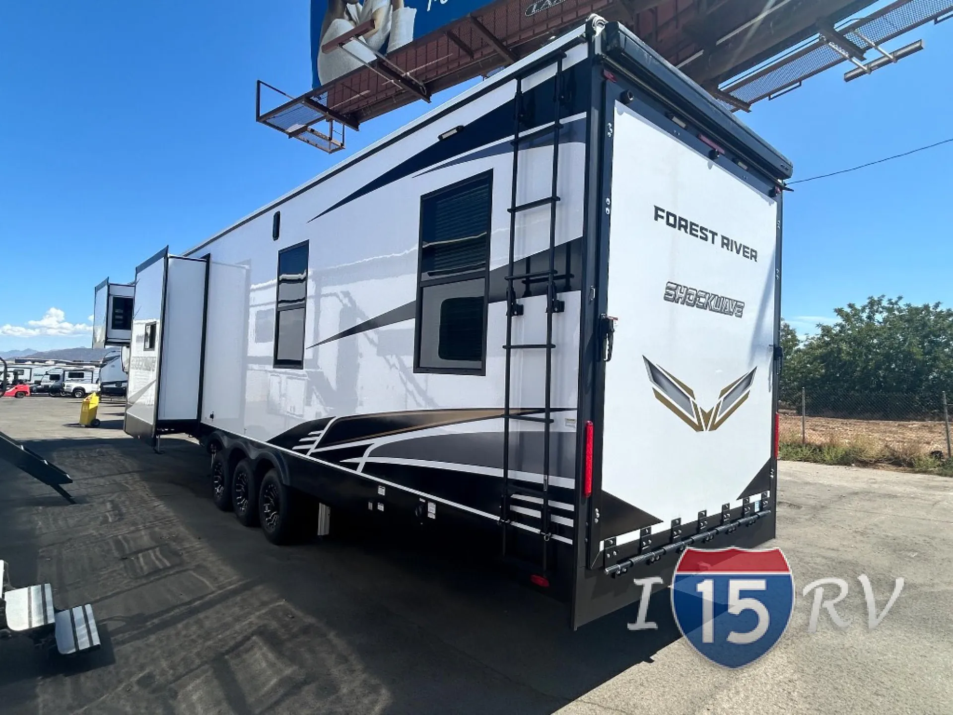 2027 Forest River Shockwave 4017GX - Photo 4