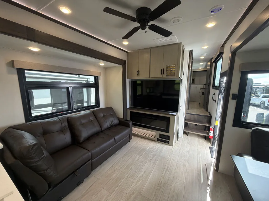 2027 Forest River RV Wolverine 32JF, Photos photo 10