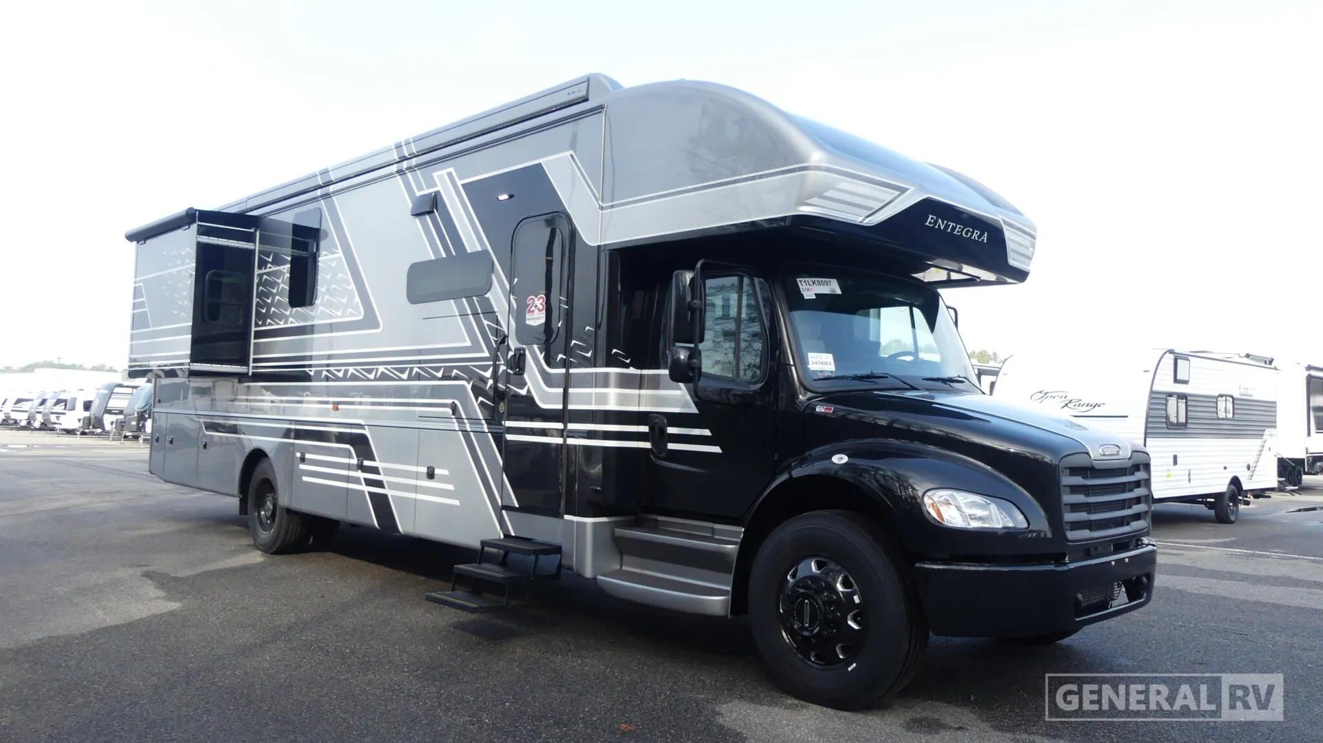 2026 Entegra Coach Accolade XL 37K - Photo 2