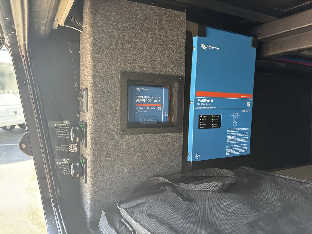 2026 Brinkley Model G 4000, Photos photo 38