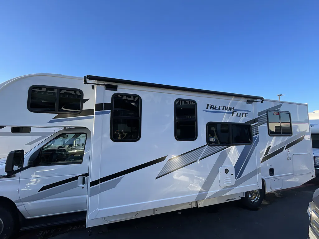2026 Thor Motor Coach Freedom Elite 28HE, Photos photo 6