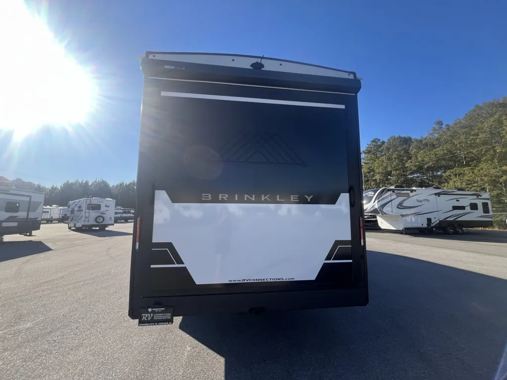 2026 Brinkley Model Z 3420, Photos photo 4