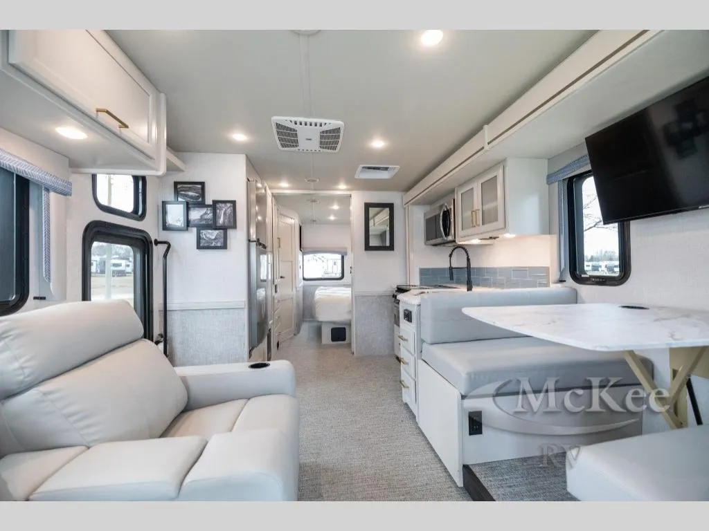 2026 Fleetwood Flair 28A - Photo 3
