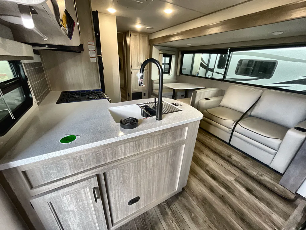 2026 Coachmen Catalina Legacy 343BHTS DEN, Photos photo 9