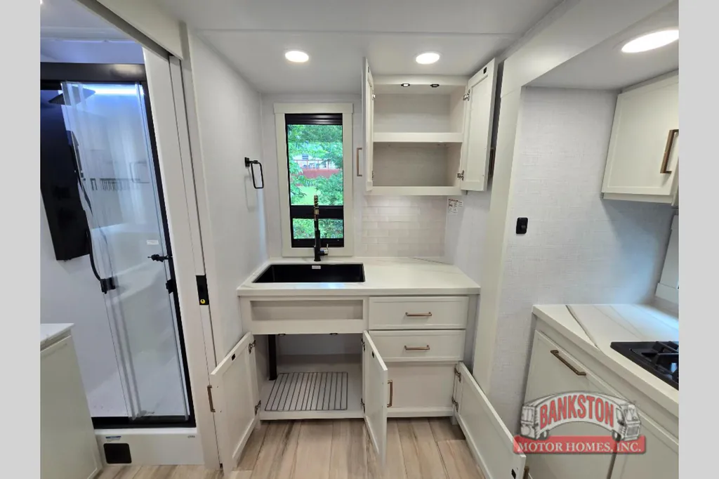 2026 Brinkley Model I 235, Photos photo 11