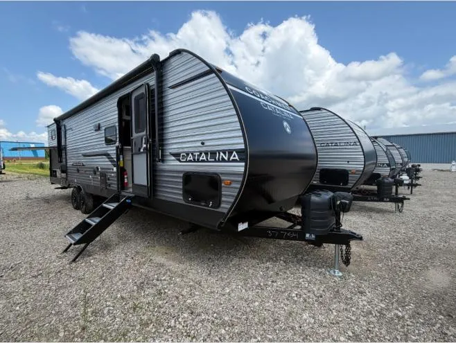 2027 Coachmen Catalina Legacy Edition 323BHDSCK - Photo 2