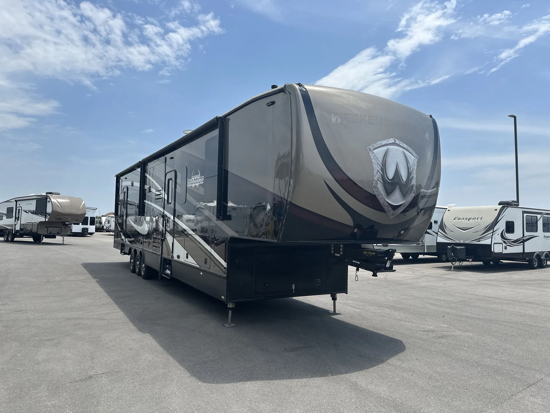2017 Luxe Elite 42RL - Photo 2