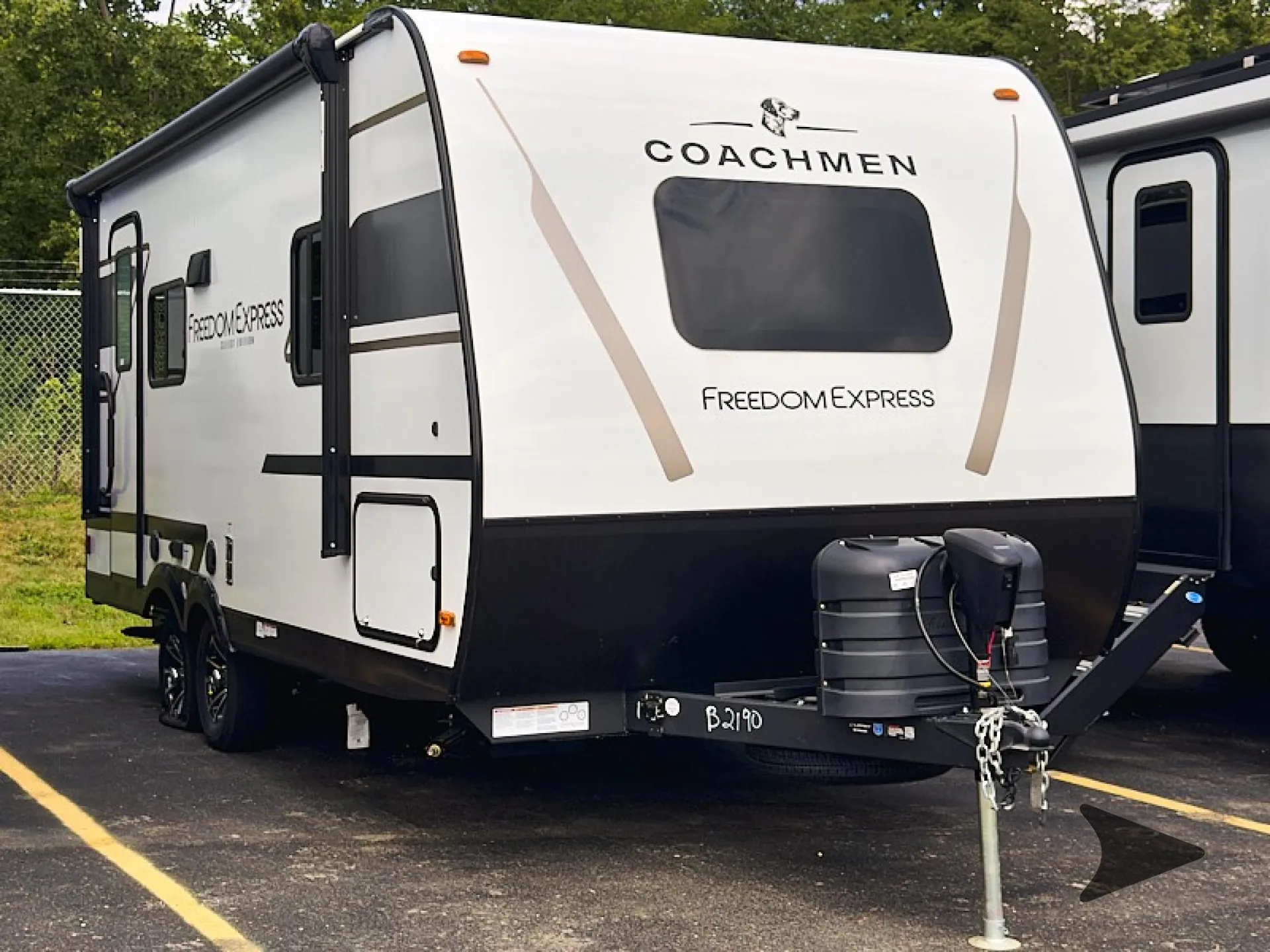 2027 Coachmen Freedom Express Select 19SE - Photo 2