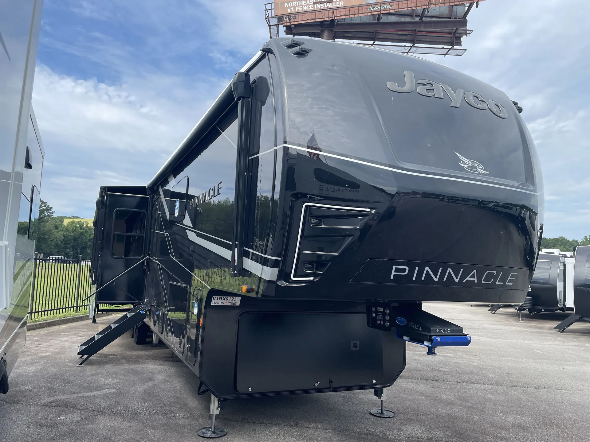 2027 Jayco Pinnacle 38FBRK - Photo 2