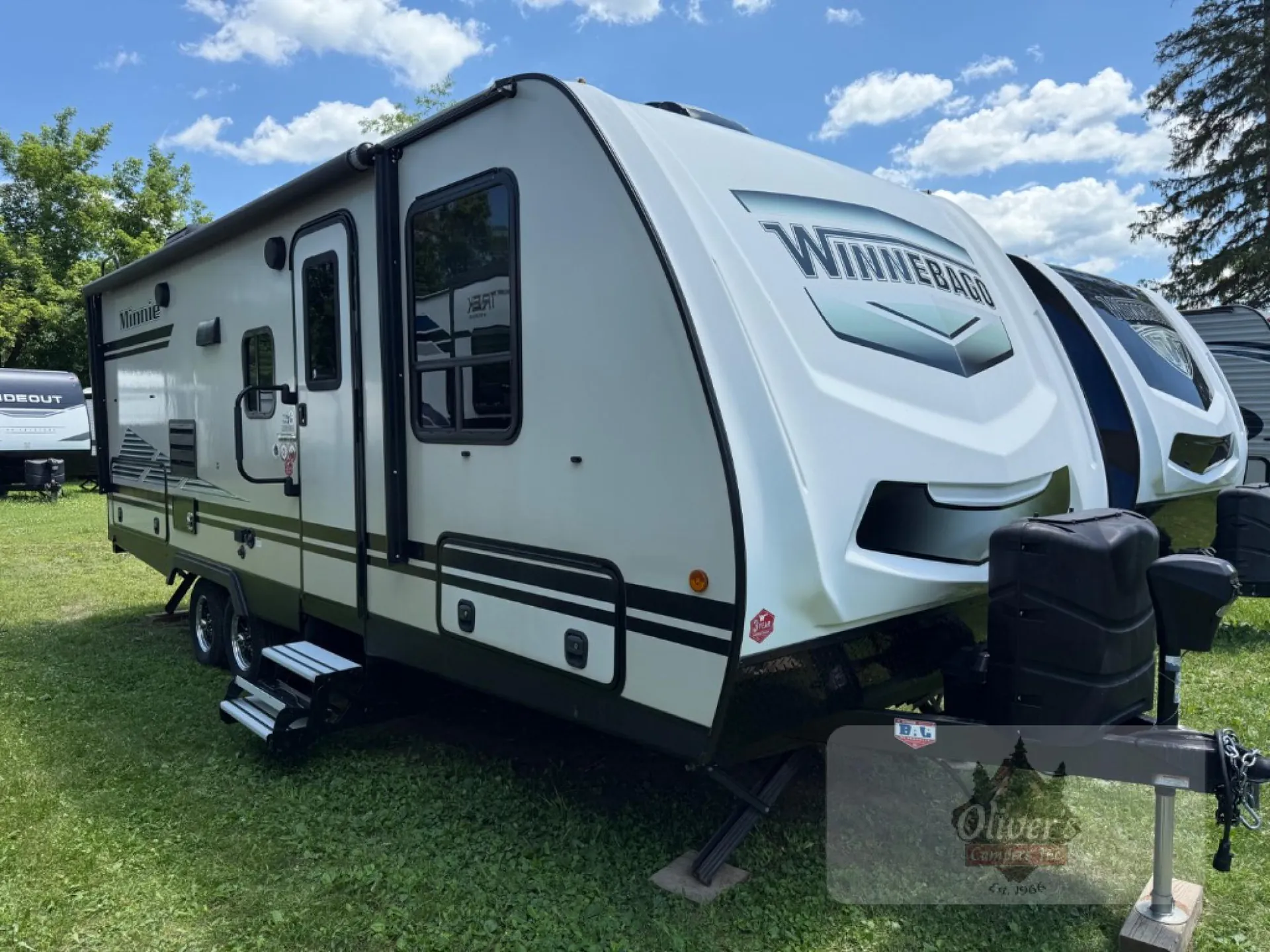 2020 Winnebago Minnie 2201MB - Photo 2