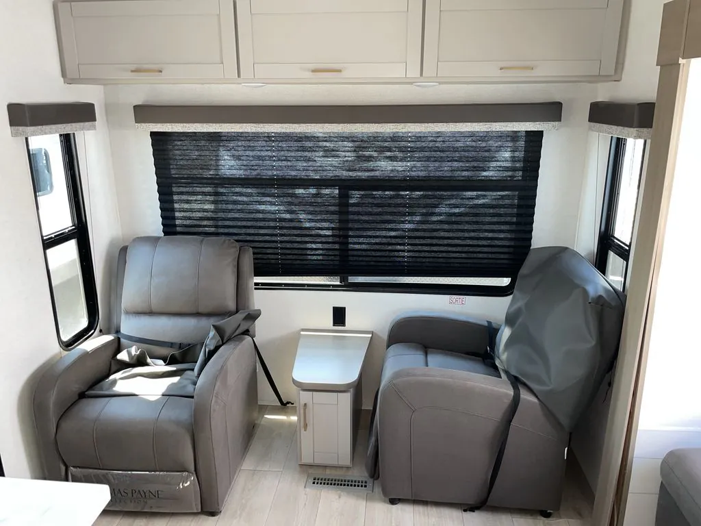 2027 Jayco Jay Flight SLX 262RLSW, Photos photo 5
