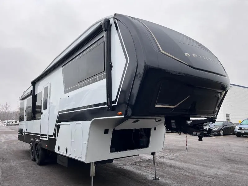 2026 Brinkley Model Z 2810 - Photo 2