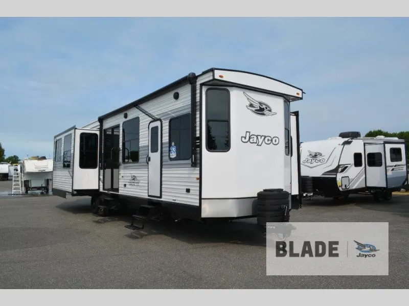 2026 Jayco Jay Flight Bungalow 40RLTS - Photo 2