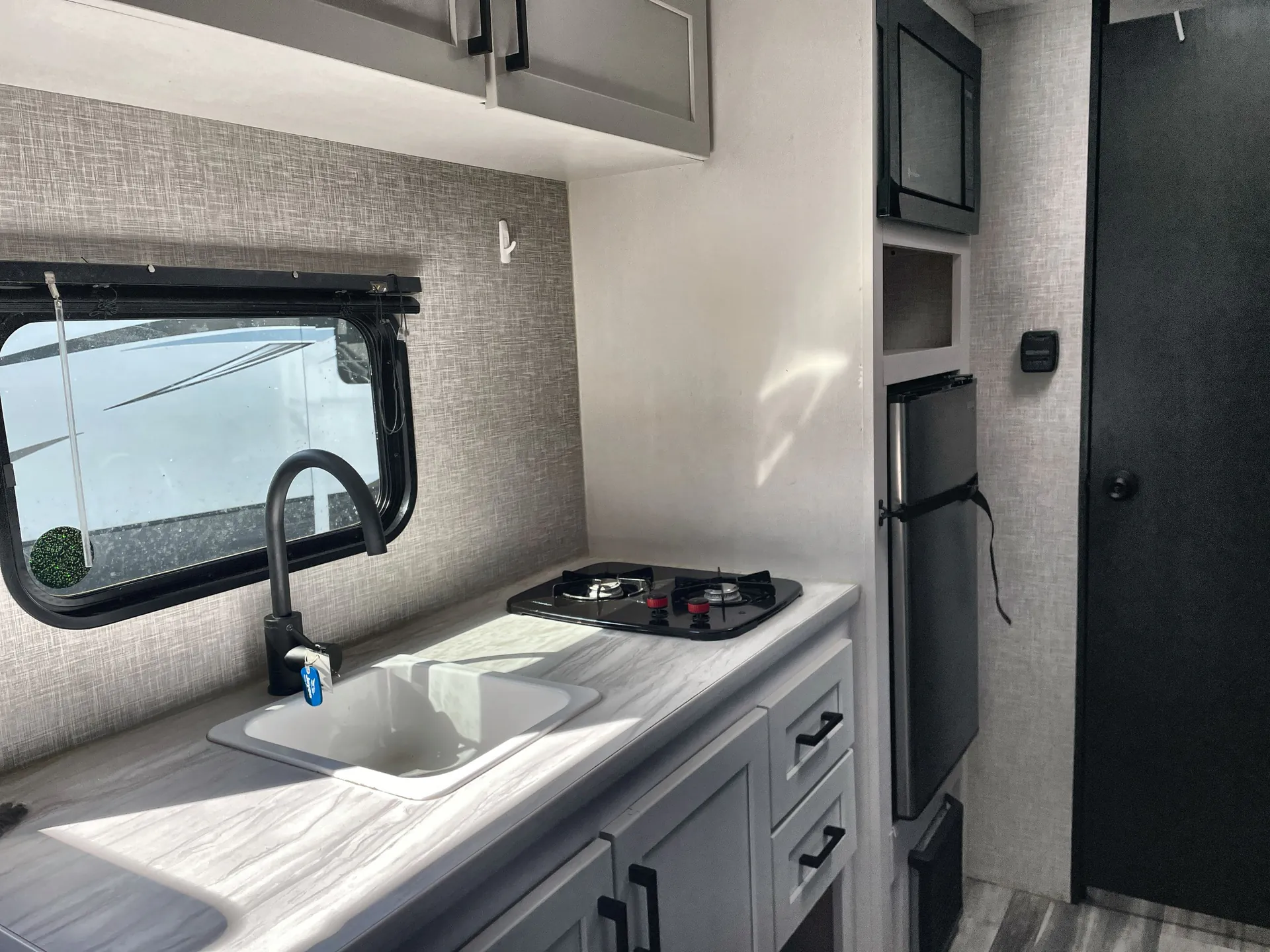 2025 Jayco Jay Flight SLX 170BH — living area main