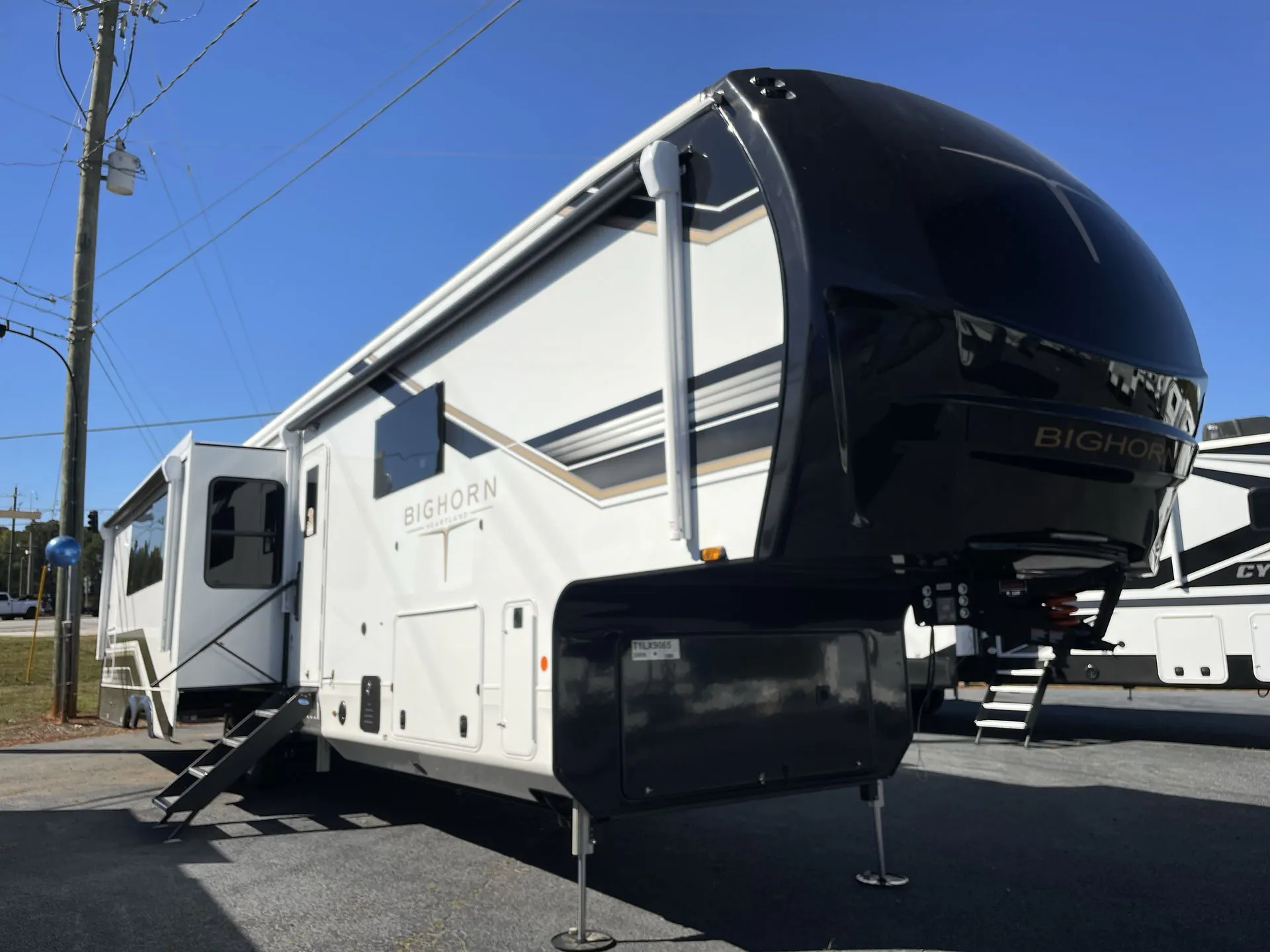 2026 Heartland Bighorn 39RK - Photo 2