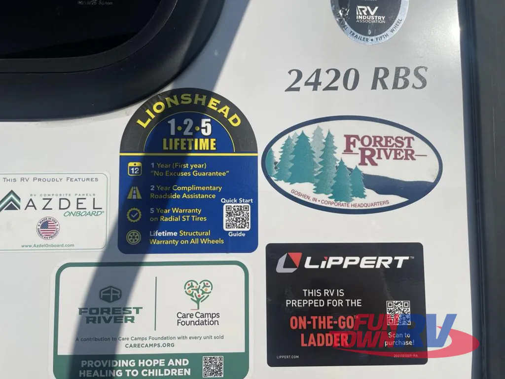 2026 Forest River Solaire 2420RBS, Photos photo 39